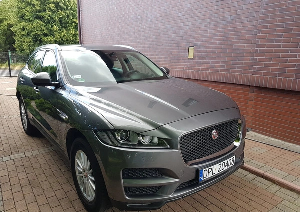 Jaguar F-Pace cena 119000 przebieg: 87000, rok produkcji 2016 z Głogów małe 46